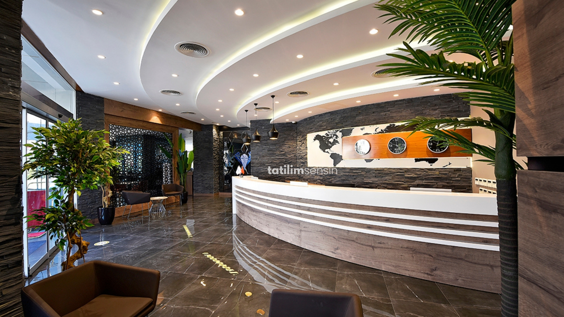 Grand Sapphire City Hotel