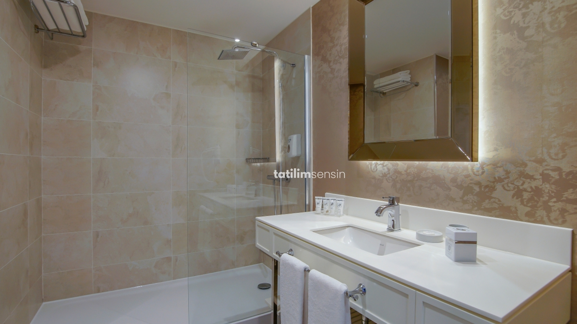 Limak Cyprus Deluxe Hotel