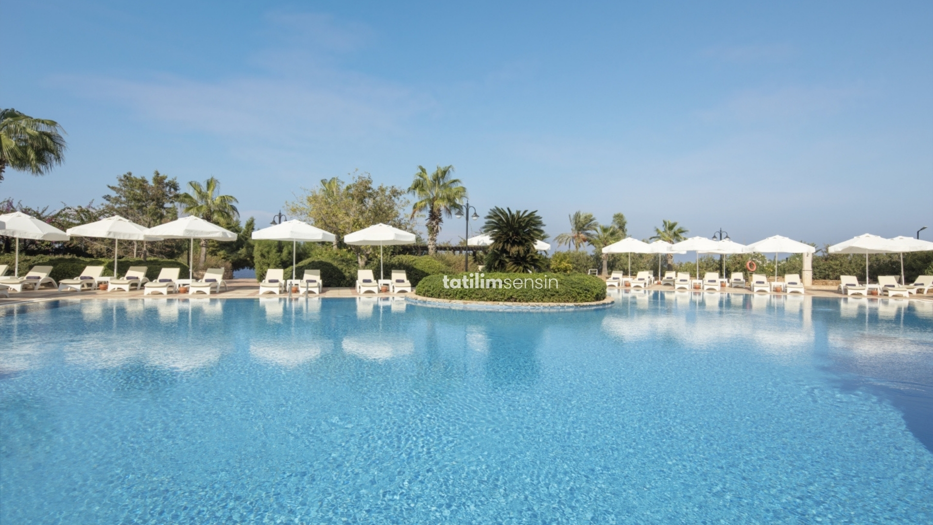 Merit Crystal Cove Hotel