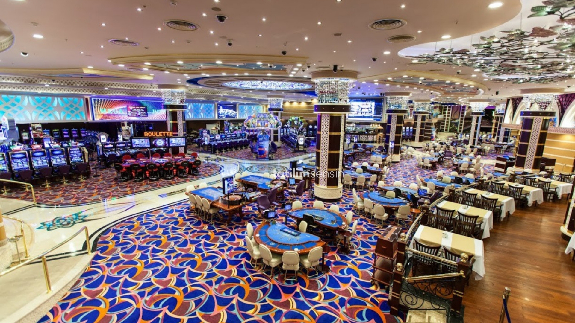 Merit Royal Premium Hotel