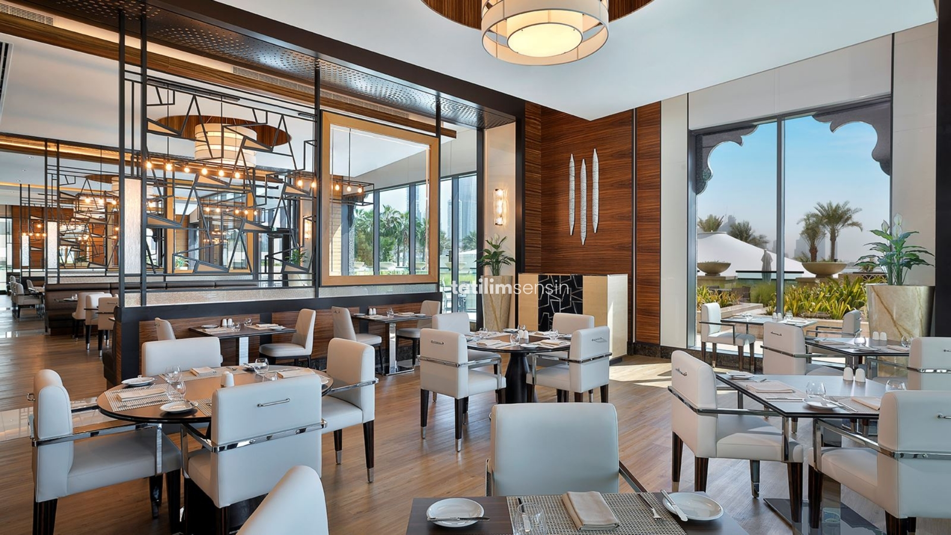 Hilton Dubai Palm Jumeirah