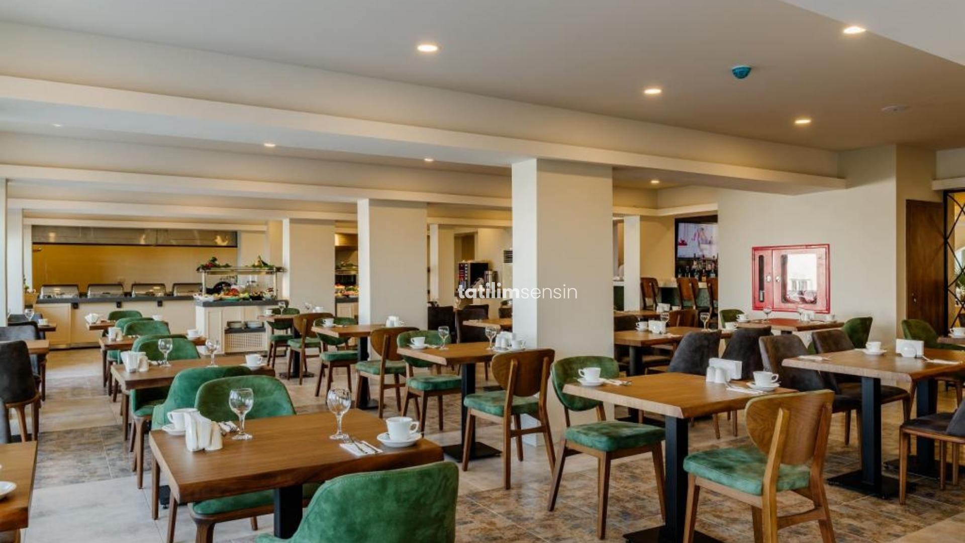 Olivia Palm Boutique Hotel