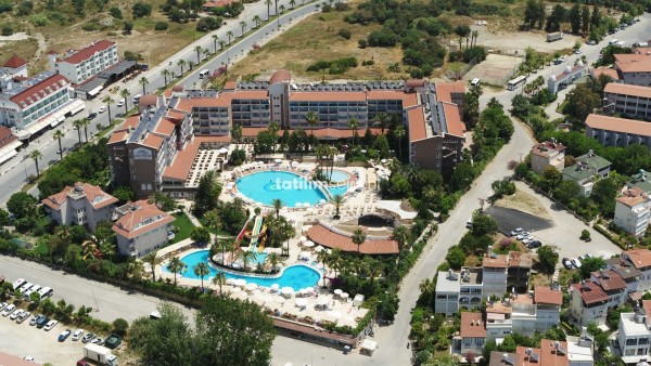 Seaden Corolla Hotel Side