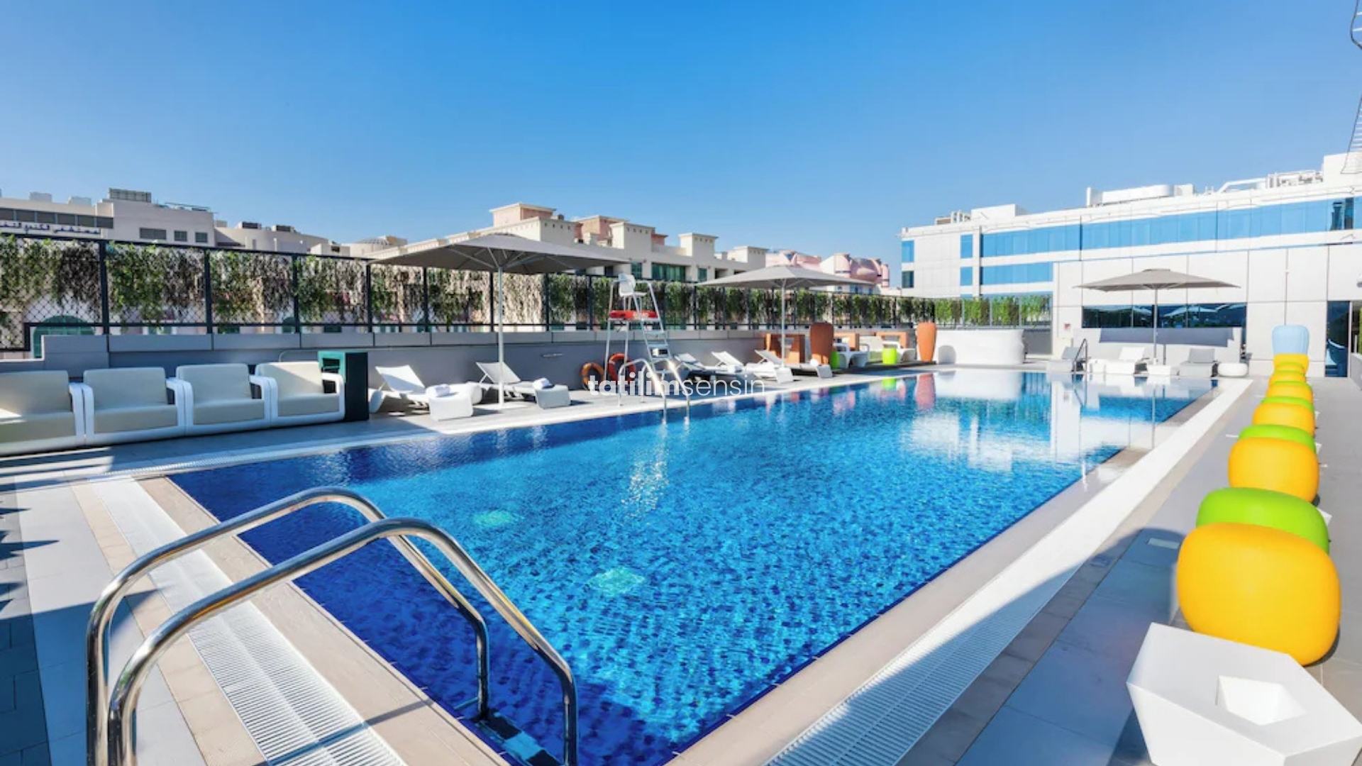 Studio M Arabian Plaza Dubai